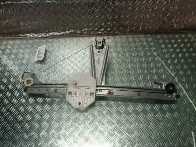 Peça sobressalente para automóvel em segunda mão elevador de vidros traseiro esquerdo por dacia sandero stepway essential referências oem iam 827217198r  