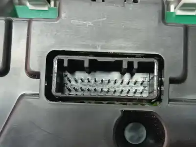 Peça sobressalente para automóvel em segunda mão quadrante por renault clio iv clio iv referências oem iam 248107361r  