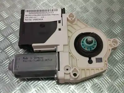 Peça sobressalente para automóvel em segunda mão motor elevador vidro dianteiro direito por seat leon (1p1) stylance / style 150 cv / 110 kw referências oem iam 1k0959792h