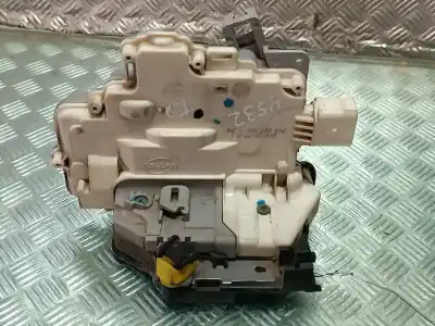 Peça sobressalente para automóvel em segunda mão fechadura da porta traseira direita por seat leon (1p1) stylance / style 150 cv / 110 kw referências oem iam 1p0839016