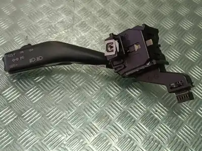 Peça sobressalente para automóvel em segunda mão comutador de piscas  por seat leon (1p1) stylance / style 150 cv / 110 kw referências oem iam 1k0953513a