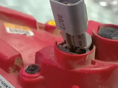 Second-hand car spare part rear left fog light for kia xceed tech oem iam references 92405j7300  