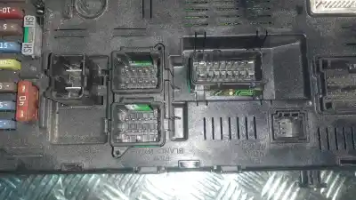 Автозапчасти б/у блок реле/предохранителей за citroen c5 break audace 109 cv / 80 kw ссылки oem iam 9658158680  