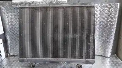 Pezzo di ricambio per auto di seconda mano radiatore d acqua per peugeot 407 sw 2.0 16v cat riferimenti oem iam p9645586780
