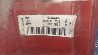 Автозапчасти б/у правый задний фонарь за opel vivaro furgón/combi (07.2006 =>) combi 2.7t l1h1 ссылки oem iam 8200415251b  89316021