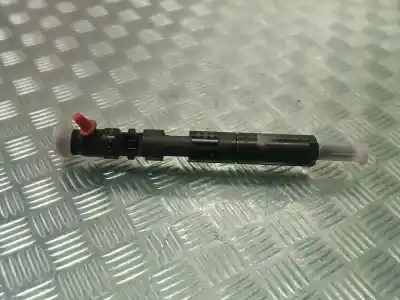 Second-hand car spare part injector for renault clio ii fase ii (b/cb0) base authentique oem iam references 8200240244  8200049876