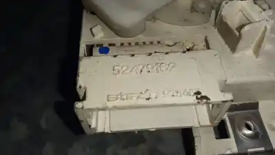Peça sobressalente para automóvel em segunda mão comando de sofagem (chauffage / ar condicionado)  por renault twingo (co6) d4f702 referências oem iam 52479162  