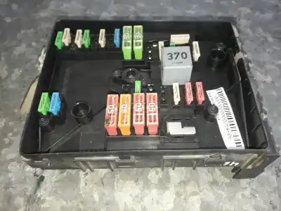 İkinci el araba yedek parçası RÖLE/SIGORTA KUTUSU için SEAT LEON (1P1) Reference OEM IAM referansları 017181301  