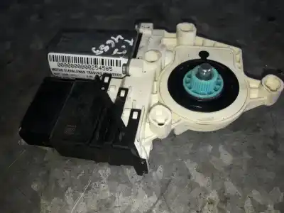 Автозапчастина б/у двиг скла задне ліво для seat leon (1p1) reference посилання на oem iam 7746021700