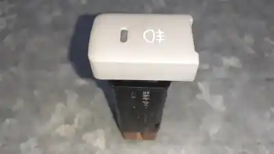 Pezzo di ricambio per auto di seconda mano  per KIA CARENS (UN)  Riferimenti OEM IAM 621W05010  