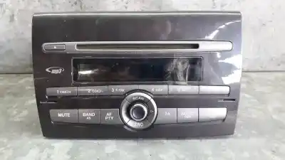 Pièce détachée automobile d'occasion SYSTÈME AUDIO / RADIOCD pour FIAT II BRAVO (198) 192B2000 Références OEM IAM 735525868  