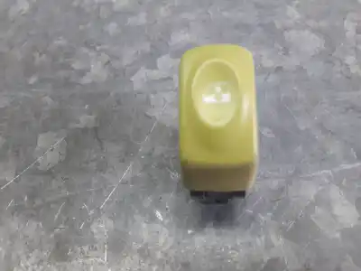 Second-hand car spare part REAR RIGHT POWER WINDOW SWITCH for RENAULT TWINGO (CO6) D4F702 OEM IAM references 425386J  
