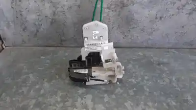 Second-hand car spare part left front door lock for hyundai i30cw 1.4 cat 109 cv / 80 kw oem iam references 813102l020