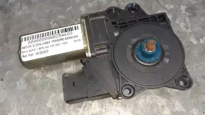 Peça sobressalente para automóvel em segunda mão motor elevador vidro traseiro direito por bmw serie 1 berlina (e81/e87) 120d referências oem iam 9030222