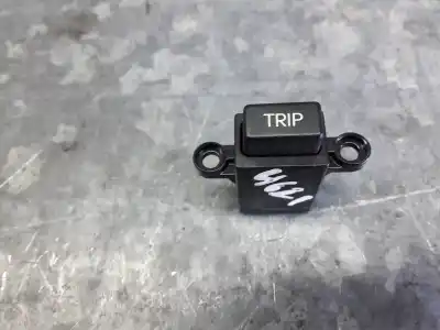 Second-hand car spare part switch for hyundai i30cw 1.4 cat 109 cv / 80 kw oem iam references 202006045