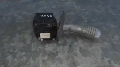 Pezzo di ricambio per auto di seconda mano comando pulito per renault twingo (co6) d4f702 riferimenti oem iam 7701046628
