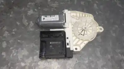 Pezzo di ricambio per auto di seconda mano Motore Alzacristalli Anteriore Destro per SEAT LEON (1P1) LEON (1P1) (2005 - 2012) Riferimenti OEM IAM 1T0959702G  