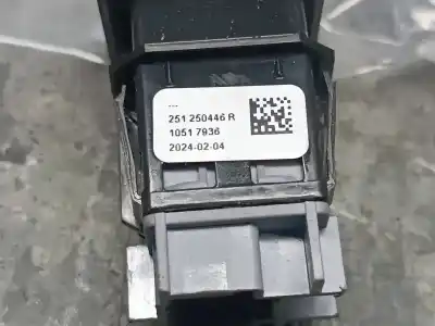 İkinci el araba yedek parçası degistirmek için dacia duster (pym/pyn) duster oem iam referansları 251250446r  