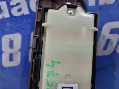 Second-hand car spare part LEFT FRONT POWER WINDOW SWITCH for LEXUS RX  OEM IAM references 515465  