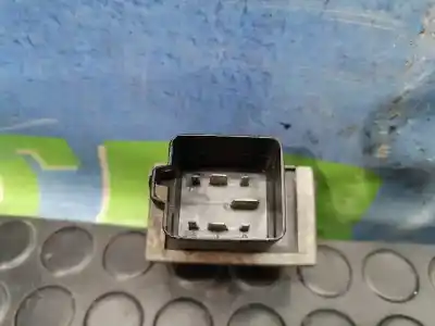 Pezzo di ricambio per auto di seconda mano SCATOLA DI PRERISCALDAMENTO per RENAULT CLIO II FASE II (B/CB0)  Riferimenti OEM IAM 7700115078  