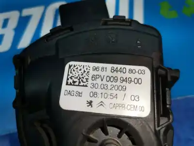 Second-hand car spare part accelerator pedal for volkswagen passat b5 (3b2) 1.9 tdi oem iam references 9681844080  