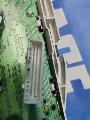 Second-hand car spare part dashboard for nissan note (e11e) tekna oem iam references 9u21c  7210120