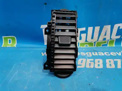 Second-hand car spare part air ventilation grille for nissan note (e11e) tekna oem iam references 687509u00b  p19650a27700xx