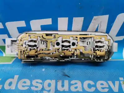 Second-hand car spare part interior light for nissan note (e11e) tekna oem iam references 8200073234  