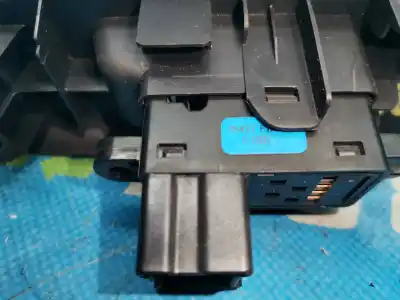 Second-hand car spare part rear left power window switch for nissan note (e11e) tekna oem iam references 25411ed008  829619u10a