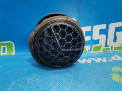 Second-hand car spare part air ventilation grille for nissan note (e11e) tekna oem iam references 687619u00a  