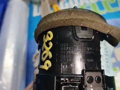 Second-hand car spare part air ventilation grille for nissan note (e11e) tekna oem iam references 687619u00a  