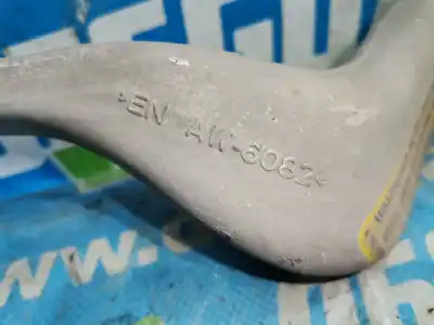 Pezzo di ricambio per auto di seconda mano braccio sospensione inferiore anteriore destro per bmw serie 1 berlina (e81/e87) 118d riferimenti oem iam aw6082