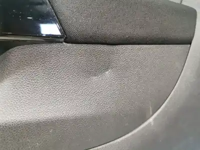 Pezzo di ricambio per auto di seconda mano rivestimento porta anteriore destro per renault captur ii intens riferimenti oem iam 809000929r