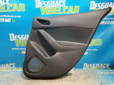Автозапчасти б/у ОБИВКА ЗАДНЕЙ ПРАВОЙ ДВЕРИ за MAZDA CX-3  ссылки OEM IAM BHN9685C1  