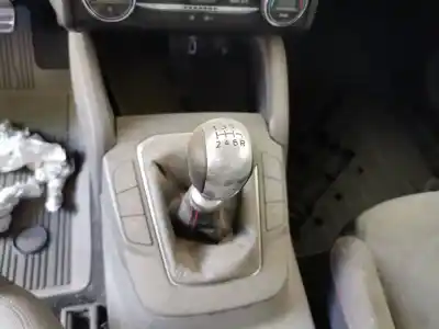 Tweedehands auto-onderdeel versnellingshendel knop voor ford focus lim. black&red oem iam-referenties 