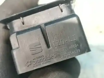 Second-hand car spare part left front power window switch for seat ateca (kh7) reference oem iam references i01214129  