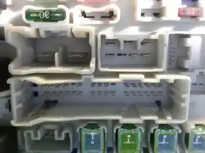 Second-hand car spare part fuse box unit for smart forfour (454) 1.3 (454.031) oem iam references 00533k25  