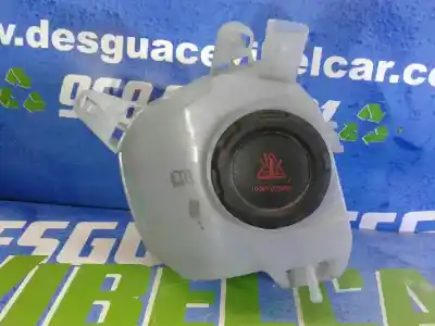 Second-hand car spare part coolant expansion tank for seat arona xcellence oem iam references 2q0121407b