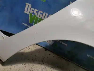 Peça sobressalente para automóvel em segunda mão guarda-lamas dianteiro direito por renault kangoo expression referências oem iam   