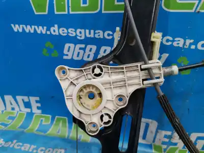 Second-hand car spare part passenger side right window regulator for bmw serie 1 berlina (e81/e87) 118d oem iam references 7067796s