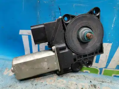 Second-hand car spare part rear left window motor for bmw serie 1 berlina (e81/e87) 118d oem iam references 9030221