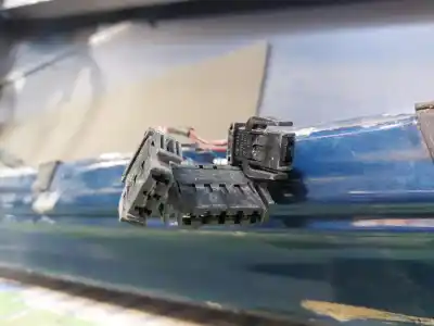 Автозапчастина б/у передні праві двері для audi a3 (8l1) 1.6 посилання на oem iam   