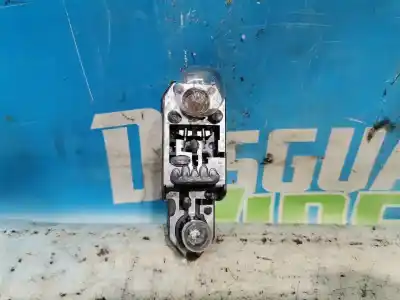 Pezzo di ricambio per auto di seconda mano PORTALAMPADA per SEAT CORDOBA (6L2)  Riferimenti OEM IAM 6L5945257  