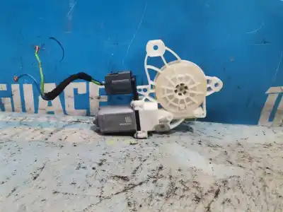 Tweedehands auto-onderdeel motor links voor ruit voor ford focus lim. black&red oem iam-referenties jx7b14553ba