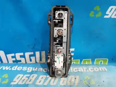 Pezzo di ricambio per auto di seconda mano PORTALAMPADA per PEUGEOT 307 BREAK / SW (S1)  Riferimenti OEM IAM 89026938  