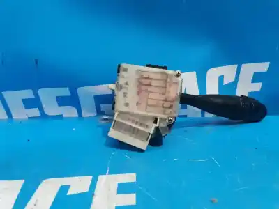 Автозапчастина б/у управління світлом для TOYOTA YARIS (NCP1/NLP1/SCP1) 1.3 Expo Посилання на OEM IAM 173648  