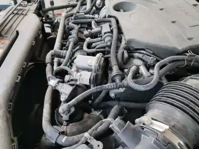 Pièce détachée automobile d'occasion MOTEUR COMPLET pour FORD FOCUS LIM.  Références OEM IAM B7DA  