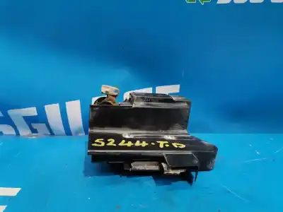 Peça sobressalente para automóvel em segunda mão fechadura da porta traseira direita por dacia duster ii essential 91 cv / 67 kw referências oem iam 825020888rb