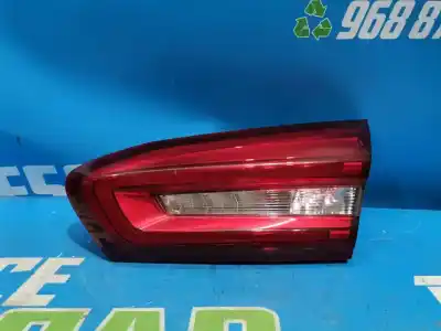 Tweedehands auto-onderdeel achterlampje rechts binnen voor ford focus lim. black&red oem iam-referenties jx7b-13a602-da