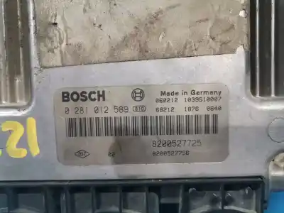 Recambio de automóvil de segunda mano de centralita motor uce para renault megane ii berlina 5p confort dynamique referencias oem iam 8200527725  